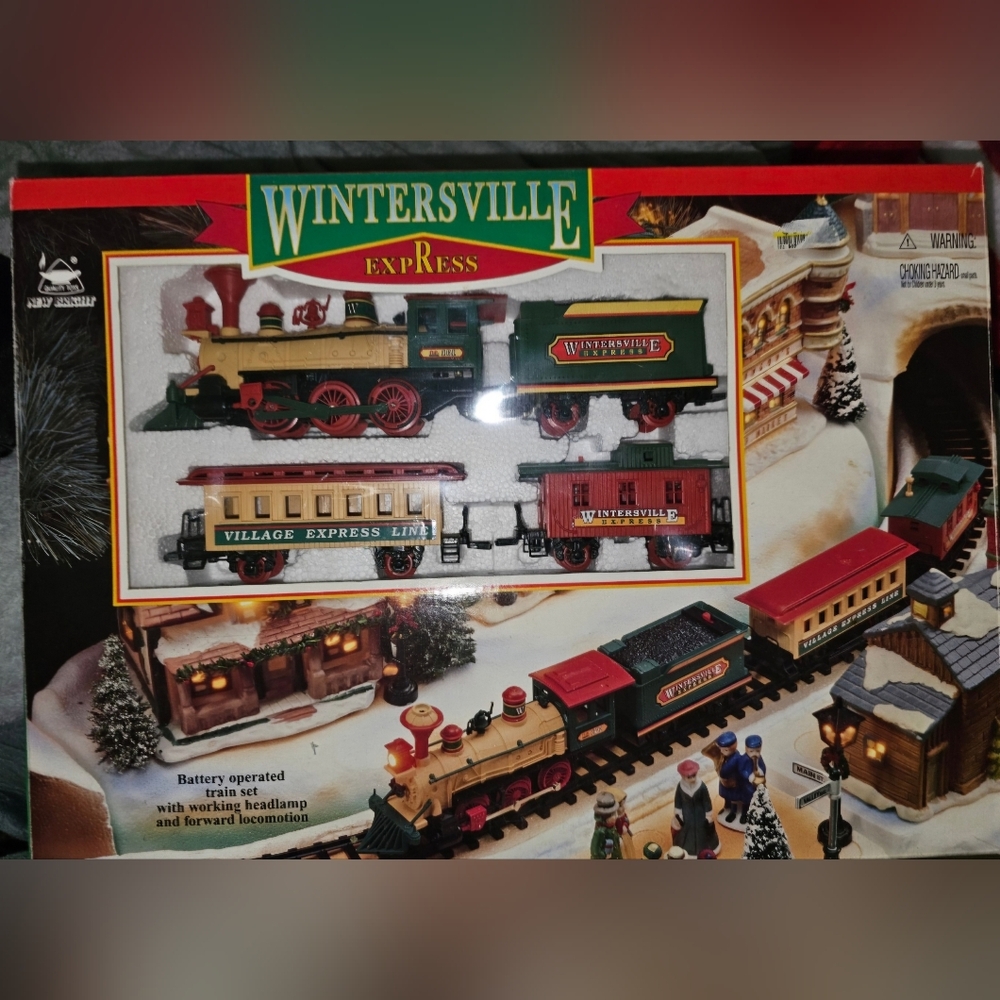 Rare Vintage toy Train set made by New Bright Industrial Co., Ltd. in 1996.